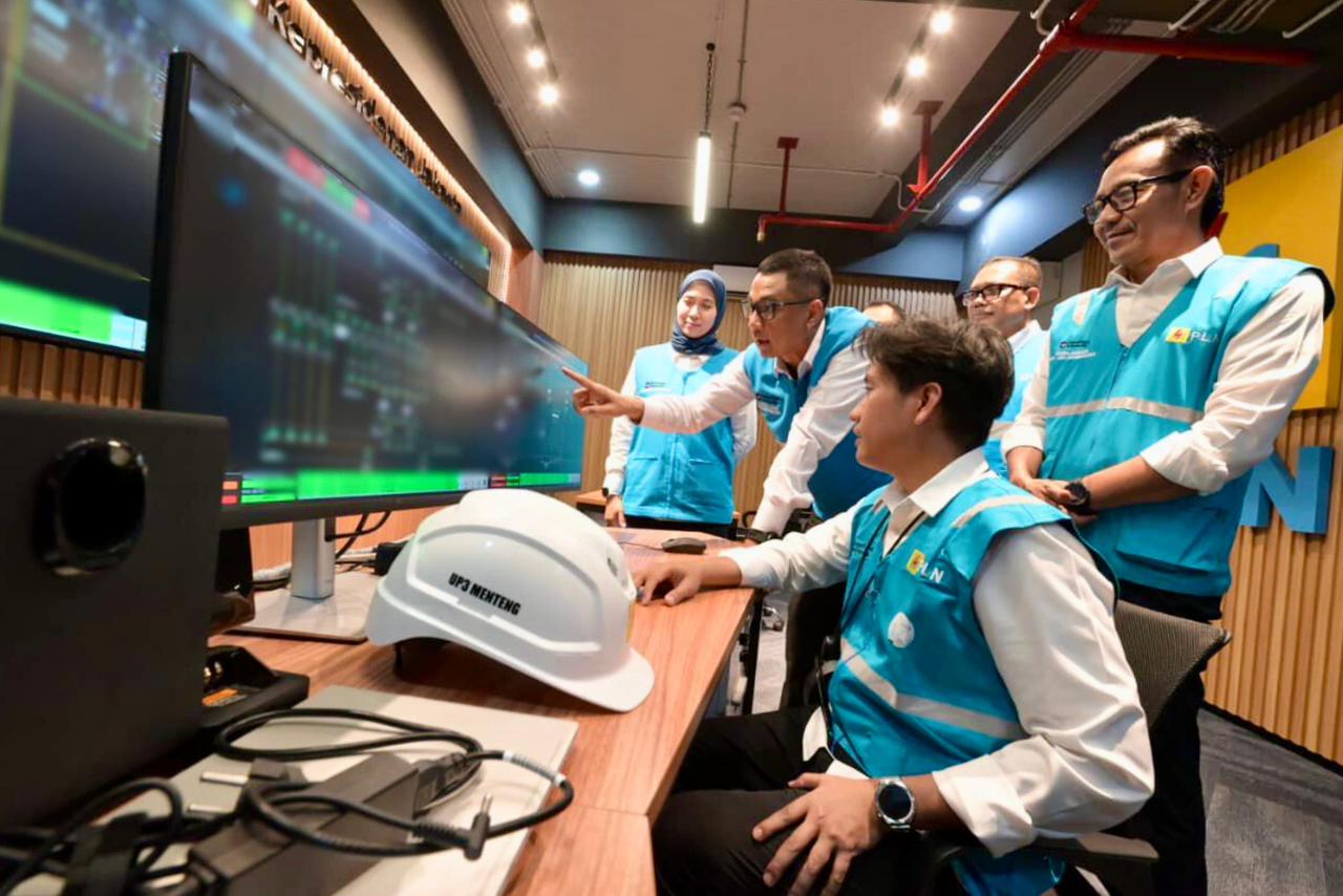 Tak Pulang Demi Terang, Riki Waberta 4 Tahun Tak Mudik Jaga Listrik Istana dan Jutaan Pelanggan Saat Lebaran