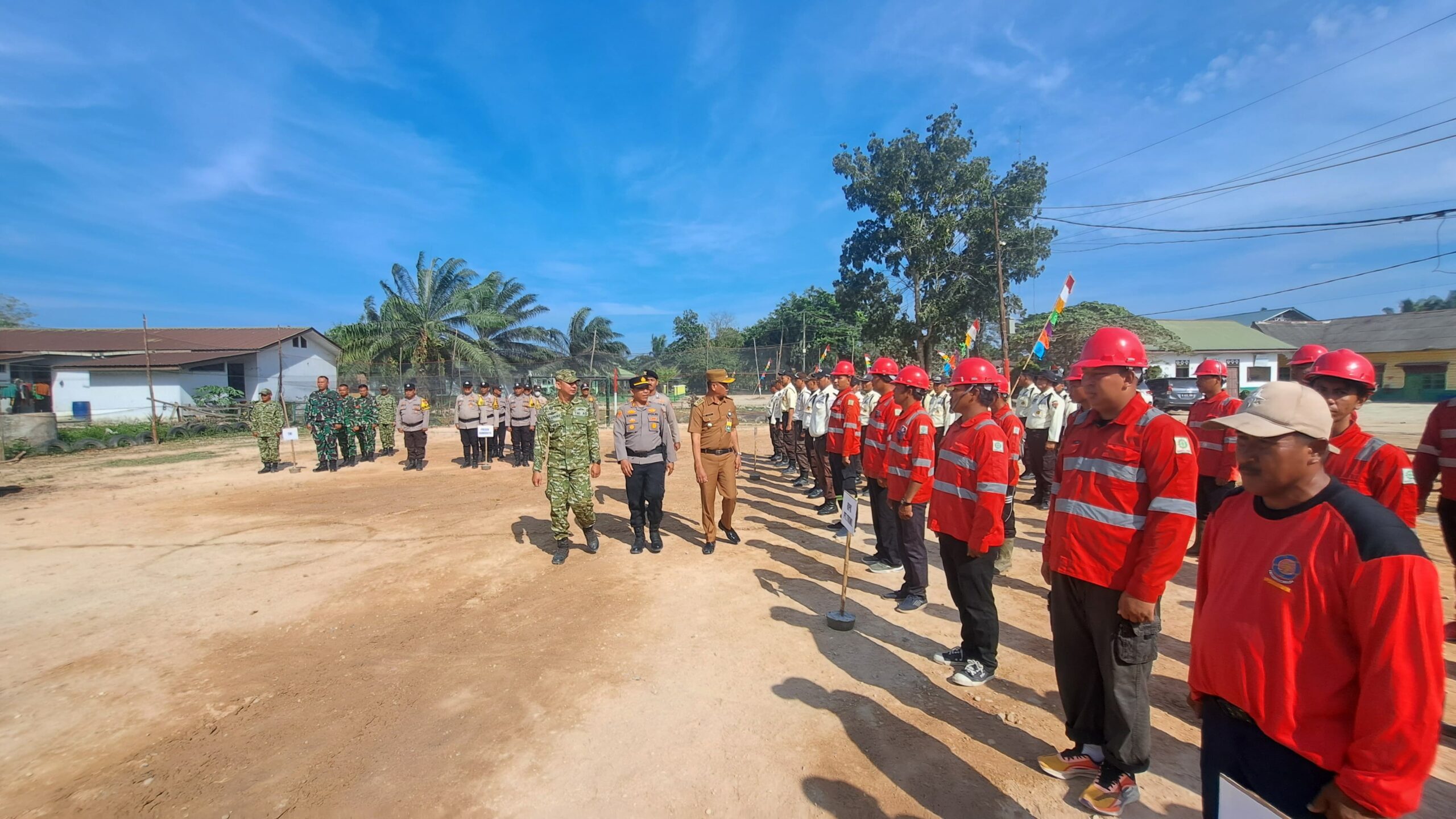 Camat Bungaraya Pimpin Apel Siaga Karhutla 2026, Sinergi TNI-Polri, Perusahaan dan Masyarakat Dikuatkan